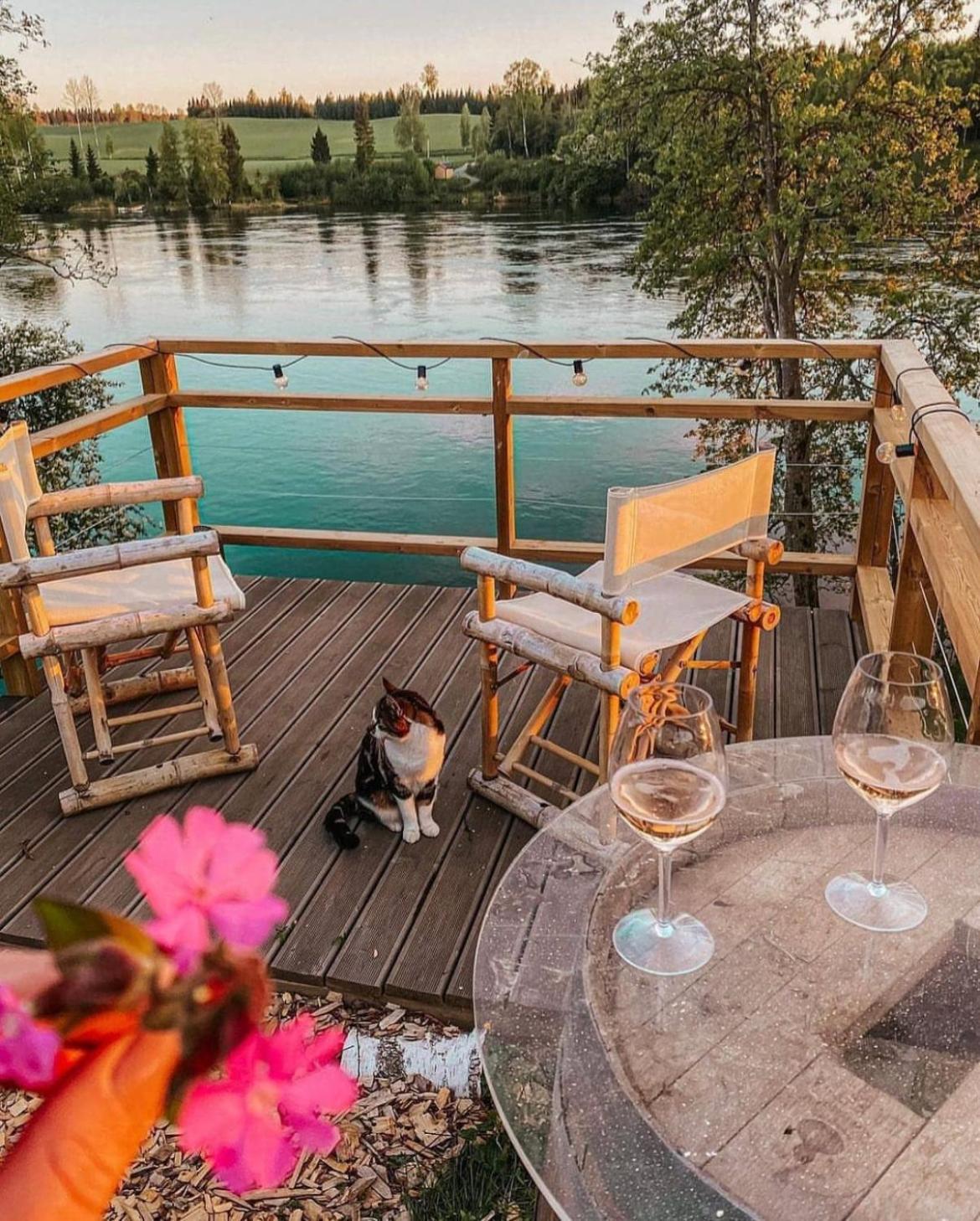 Wonderinn Riverside Arnes  Екстер'єр фото
