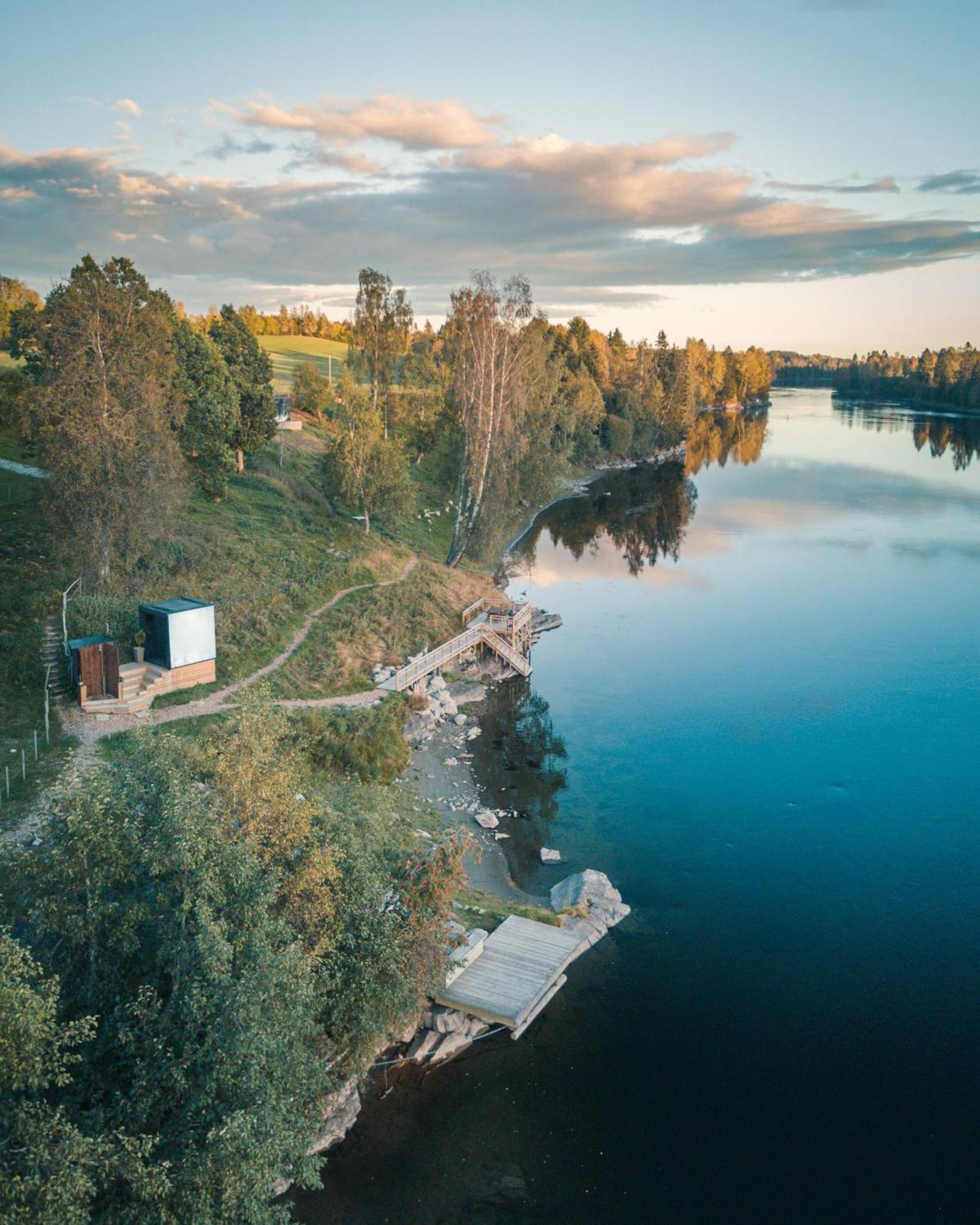 Wonderinn Riverside Arnes  Екстер'єр фото